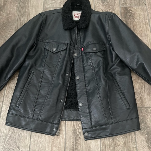 LEVIS BLACK LEATHER JACKET - Picture 1 of 5